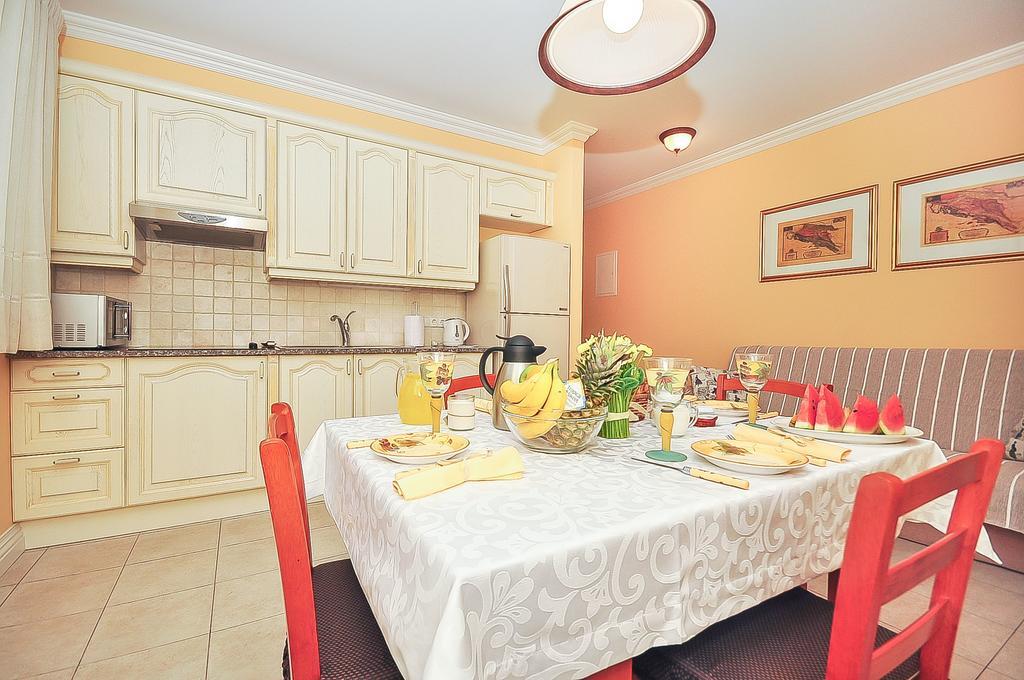 Apartment Iva Omiš Екстериор снимка