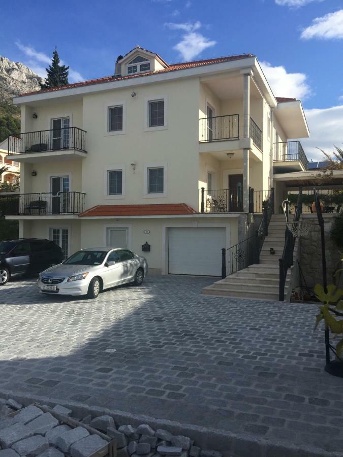 Apartment Iva Omiš Екстериор снимка