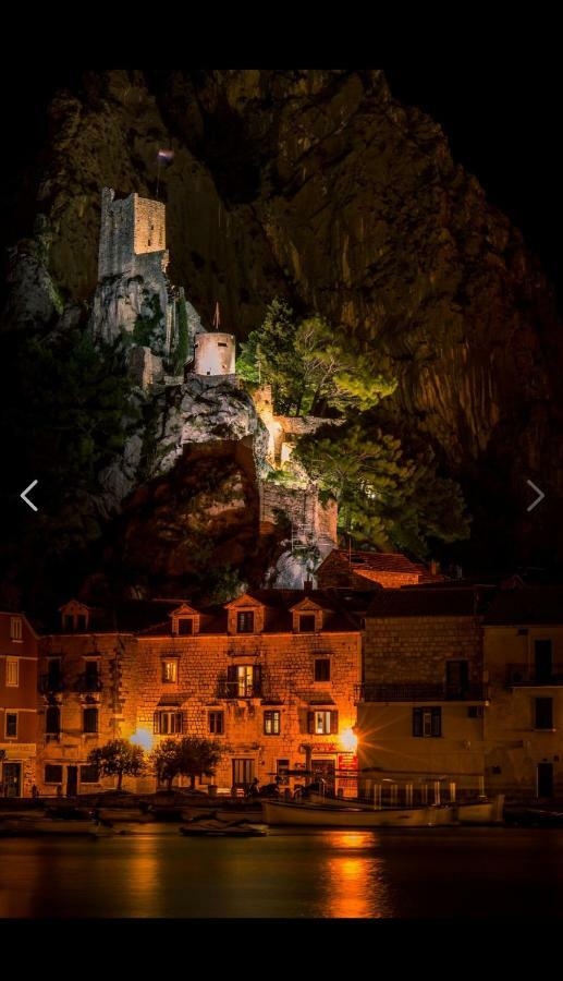 Apartment Iva Omiš Екстериор снимка