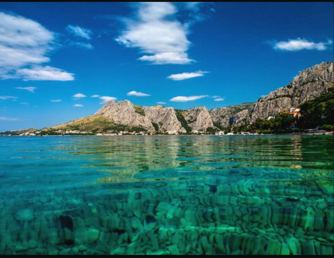 Apartment Iva Omiš Екстериор снимка